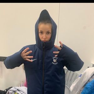 Meet your Posher, Emie